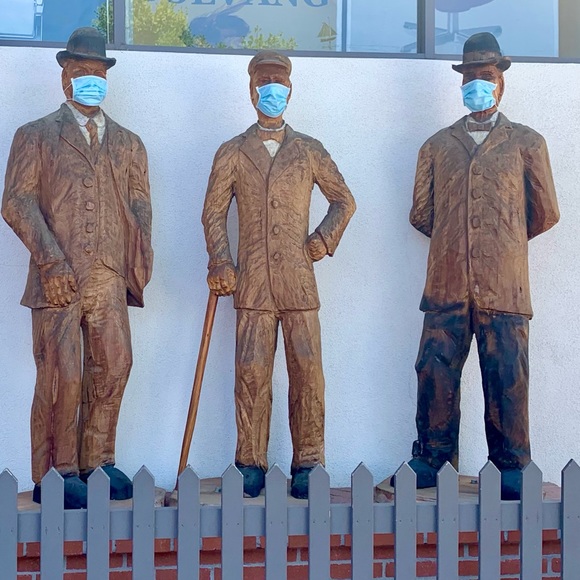 Men’s Wear & Accessories - Picture 2 of 11